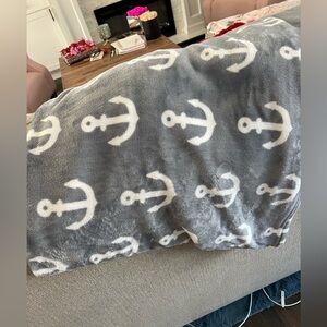 Gray Anchor Pattern Blanket